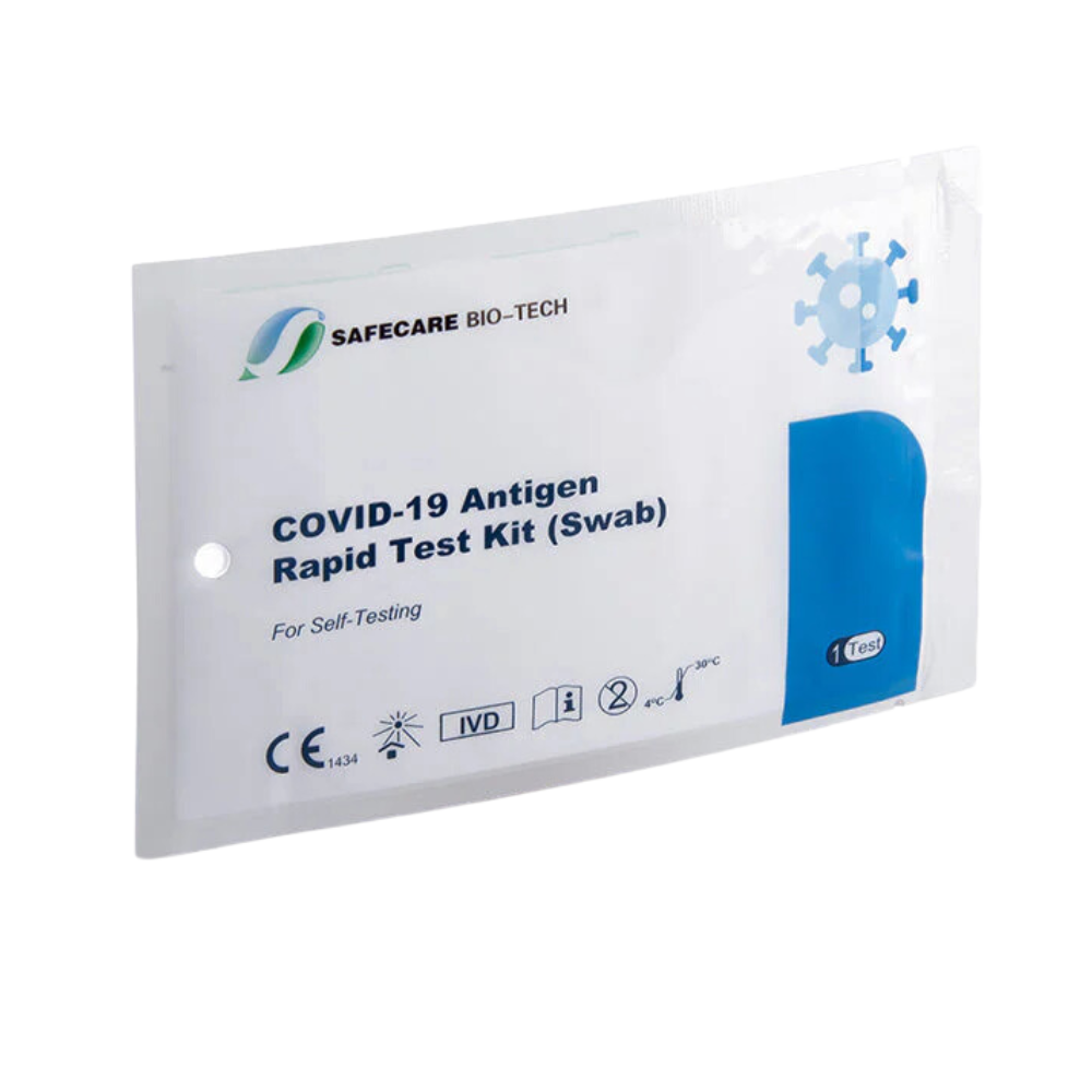 Zapečatené balenie Safecare LAIENTEST 1er COVID-19 Antigen Rapid Test Kit (1 kus). Na etikete je viditeľný text, ktorý naznačuje, že ide o samodiagnostickú súpravu, pričom sú viditeľné označenia CE a ďalšie skúšobné značky. Balenie obsahuje jeden test.