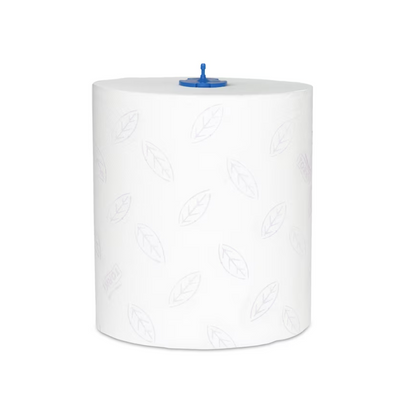 Veľký biely mäkký rolkový uterák Tork Matic® 290016 Premium H1 2-vrstvový s jemným vzorom listov a modrým plastovým dávkovačom uprostred, navrhnutý na použitie v komerčných alebo priemyselných dávkovačoch. Rolka TORK Premium H1 2-vrstvová stojí vzpriamene pred jednoduchým pozadím.