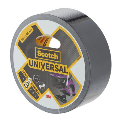 Kotúč Scotch® Univerzálnej lepiacej pásky 2904 (50 m x 48 mm) od 3M Deutschland GmbH, s čiernou páskou na kotúči a žlto-čiernym obalom s výrezom, ktorý ukazuje textúru pásky.